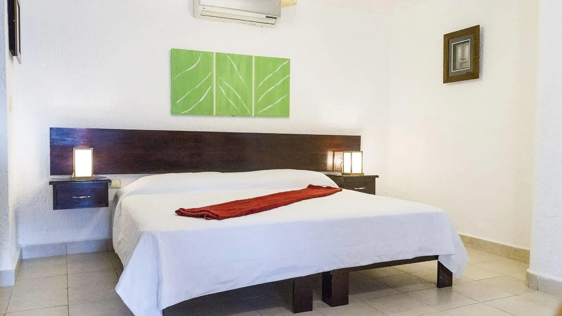 Las Gaviotas Hotel & Suites Cancun 3*,  Mexico