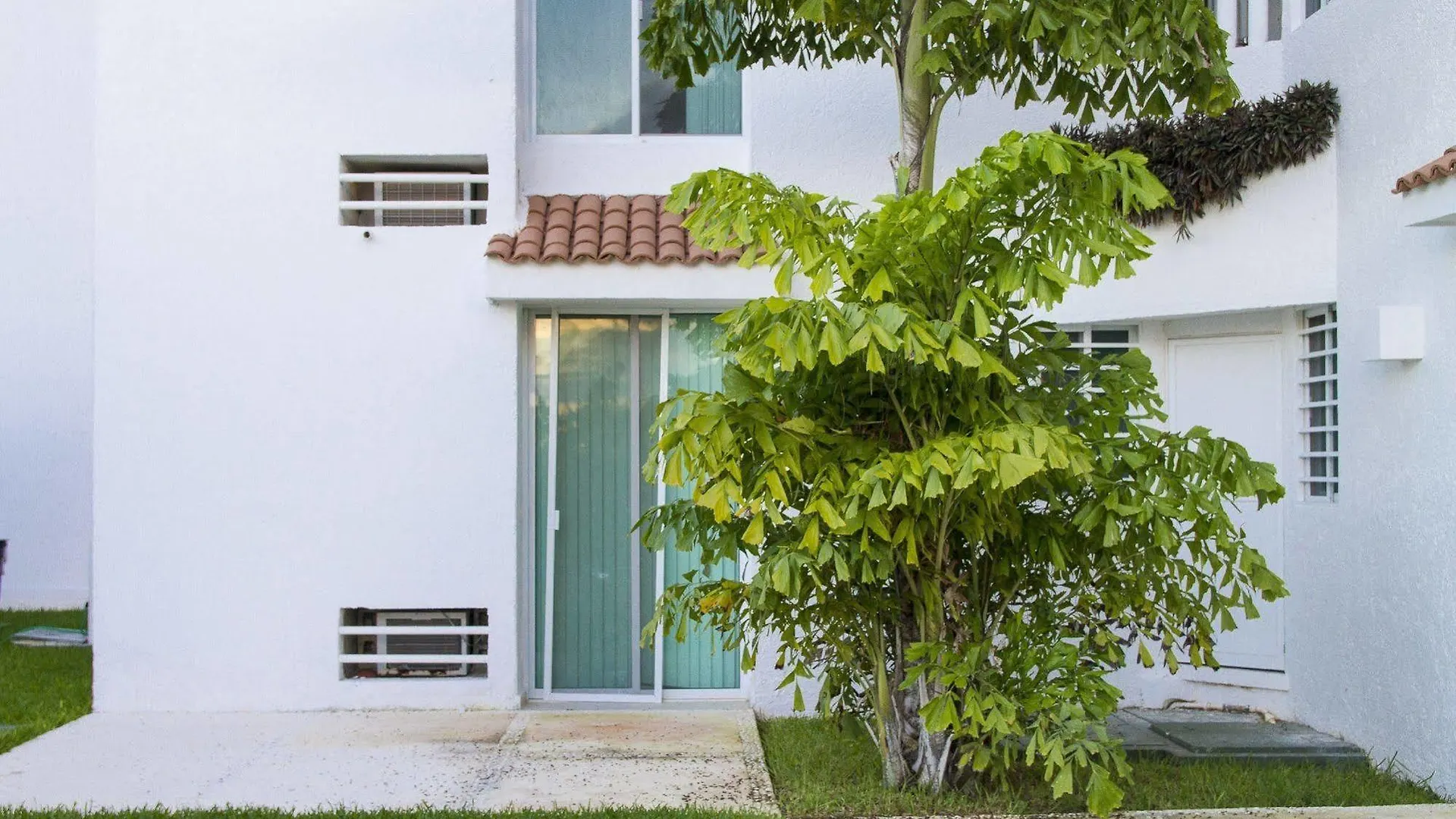 Las Gaviotas Hotel y Suites Cancún